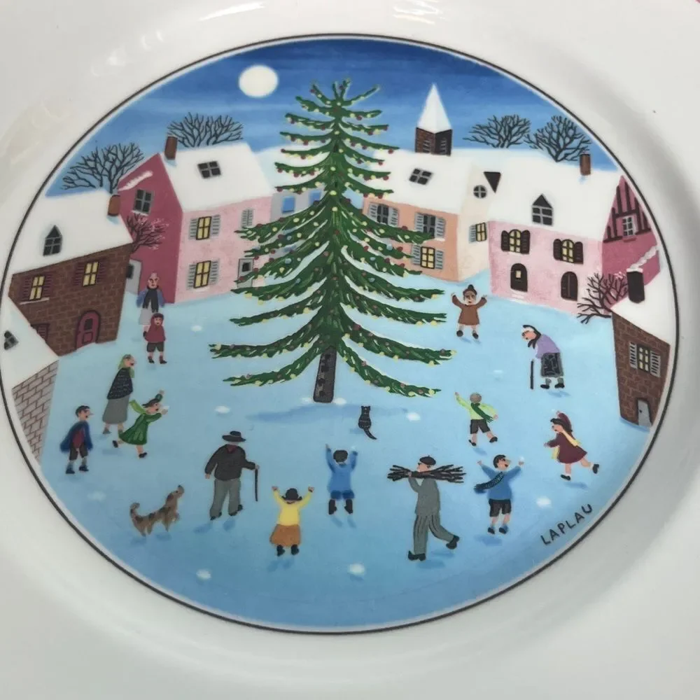 Villeroy & Boch Naif Christmas in Luxembourg Salad or Dessert Plate 8.25” Laplau